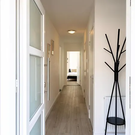 Spacious Family Eindhoven, Garden & Kitchen