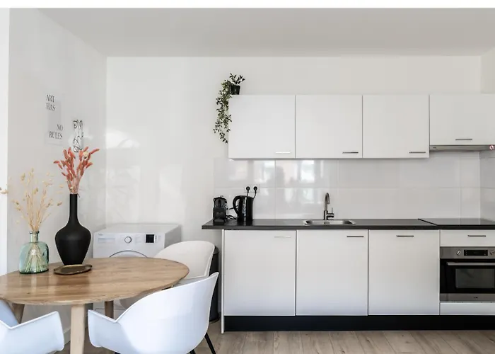 3 House With Garden And Fast Wifi