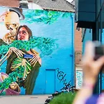 Family In Garden & Kitchen Eindhoven