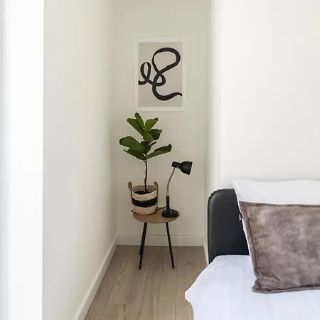 3 House With Garden And Fast Wifi