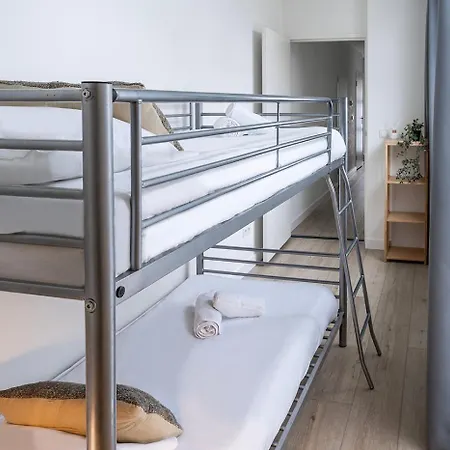 3 House With Garden And Fast Wifi