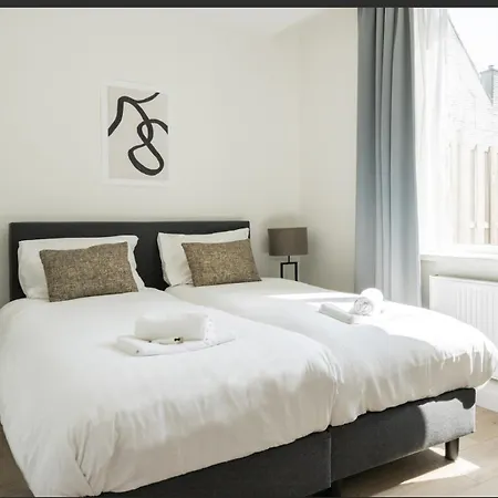 Spacious Family Eindhoven, Garden & Kitchen Eindhoven