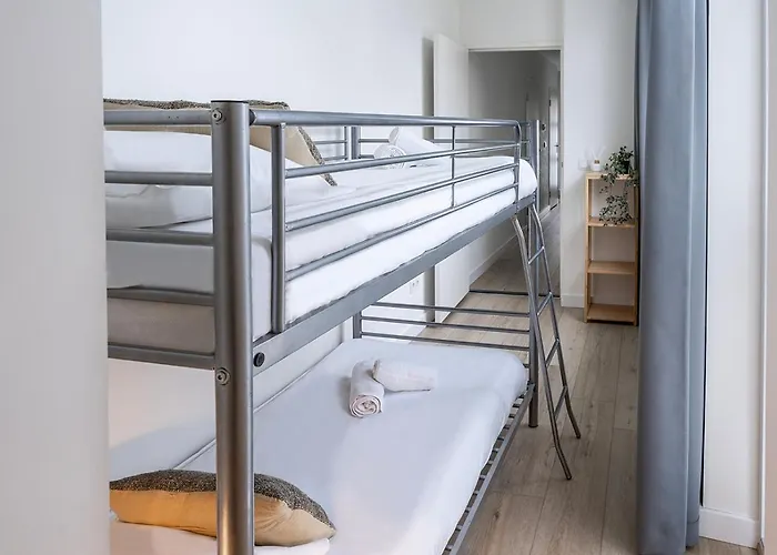 3 House With Garden And Fast Wifi